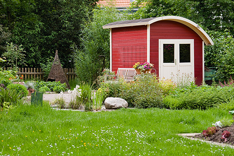Gartenhaus mit dem Wohnhaus stilistisch ergänzen