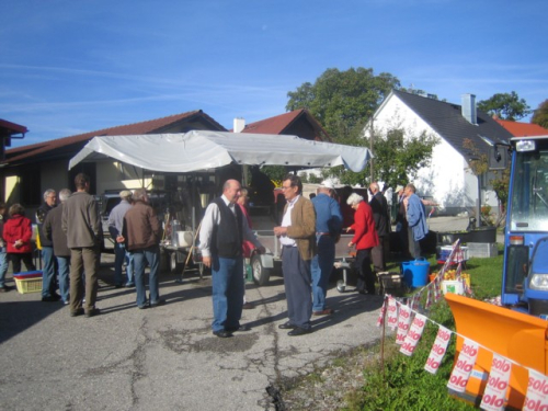 Beim Obst pressen 2012